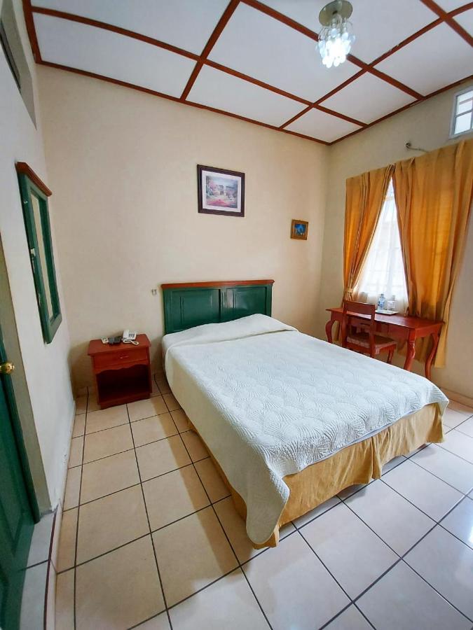 Hotel Continental Plaza San Miguel Exteriör bild