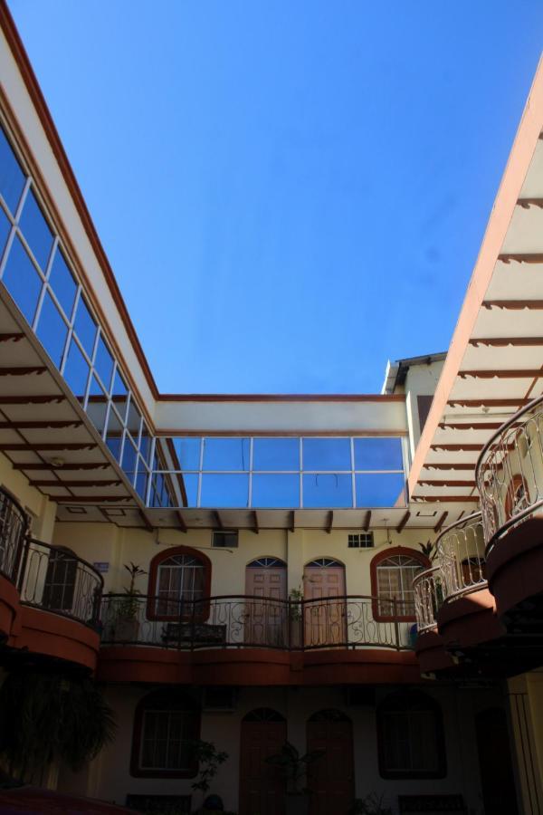 Hotel Continental Plaza San Miguel Exteriör bild